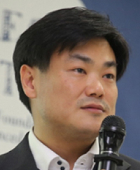 Professor Dong Ju Kim