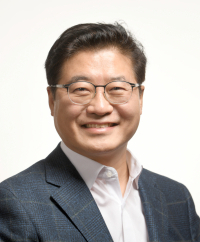 Director, Professor Bong Gwan Jun